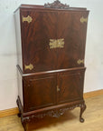 Mahogany Queen Anne Style Cocktail Cabinet (SKU224)