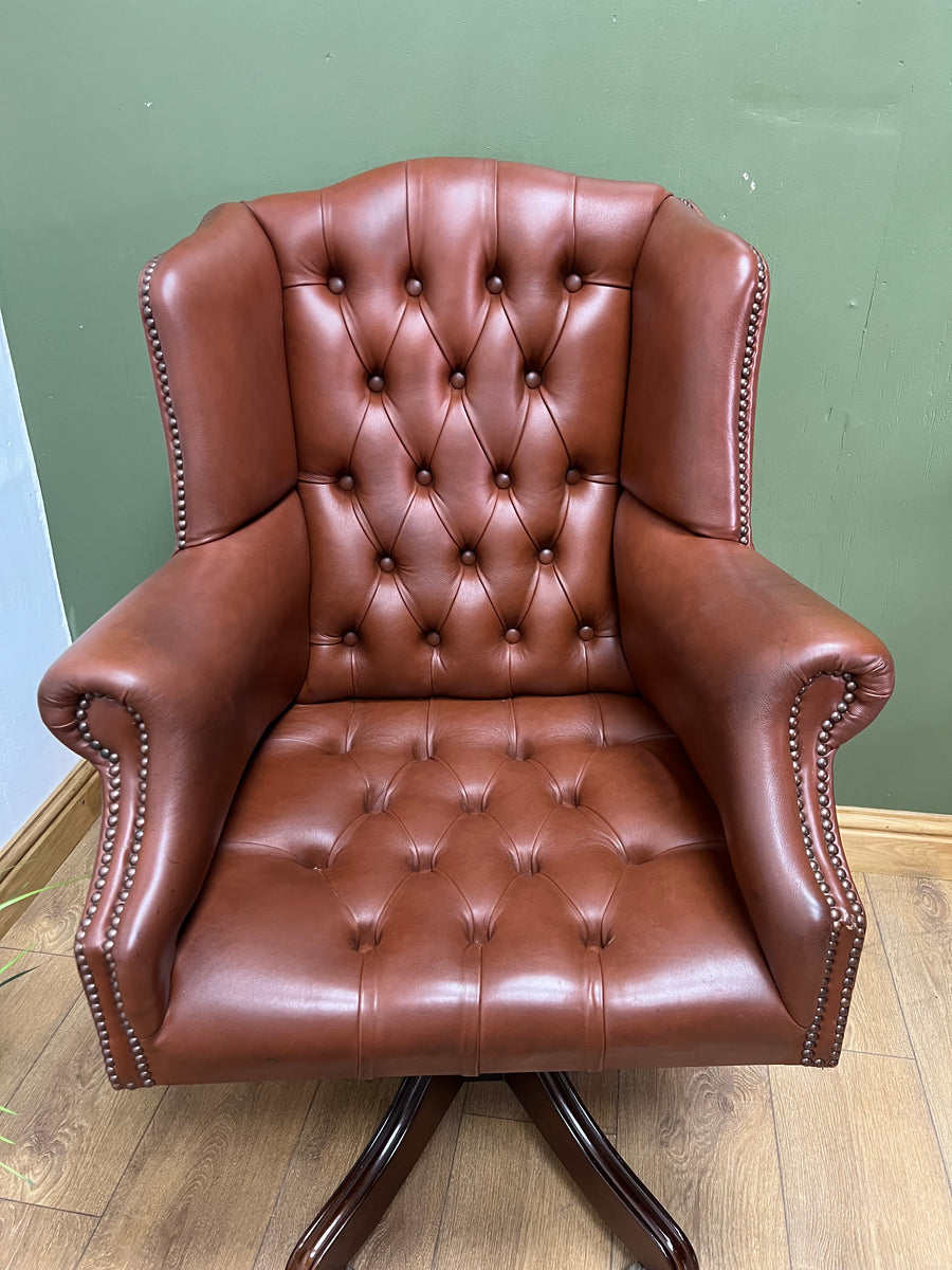 Chesterfield Executive Office Chair (SKU131)