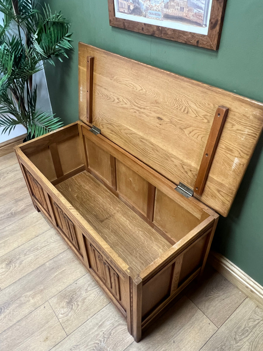 Large Oak Linenfold Blanket Chest (SKU176)