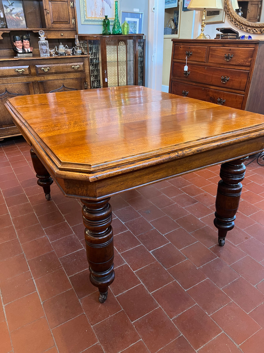 Antique Victorian Extending Dining Table (SKU34)