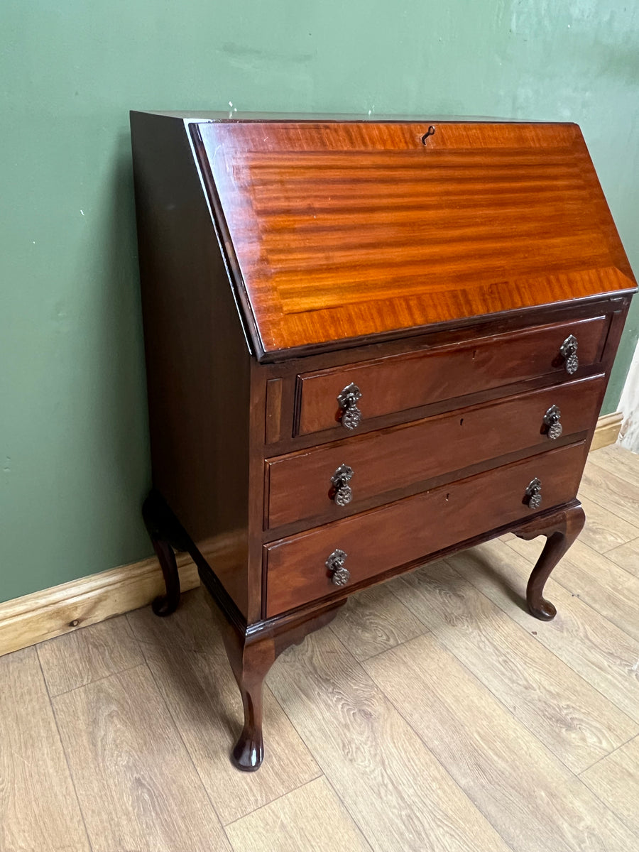 Vintage Mahogany Bureau With Key (SKU143)