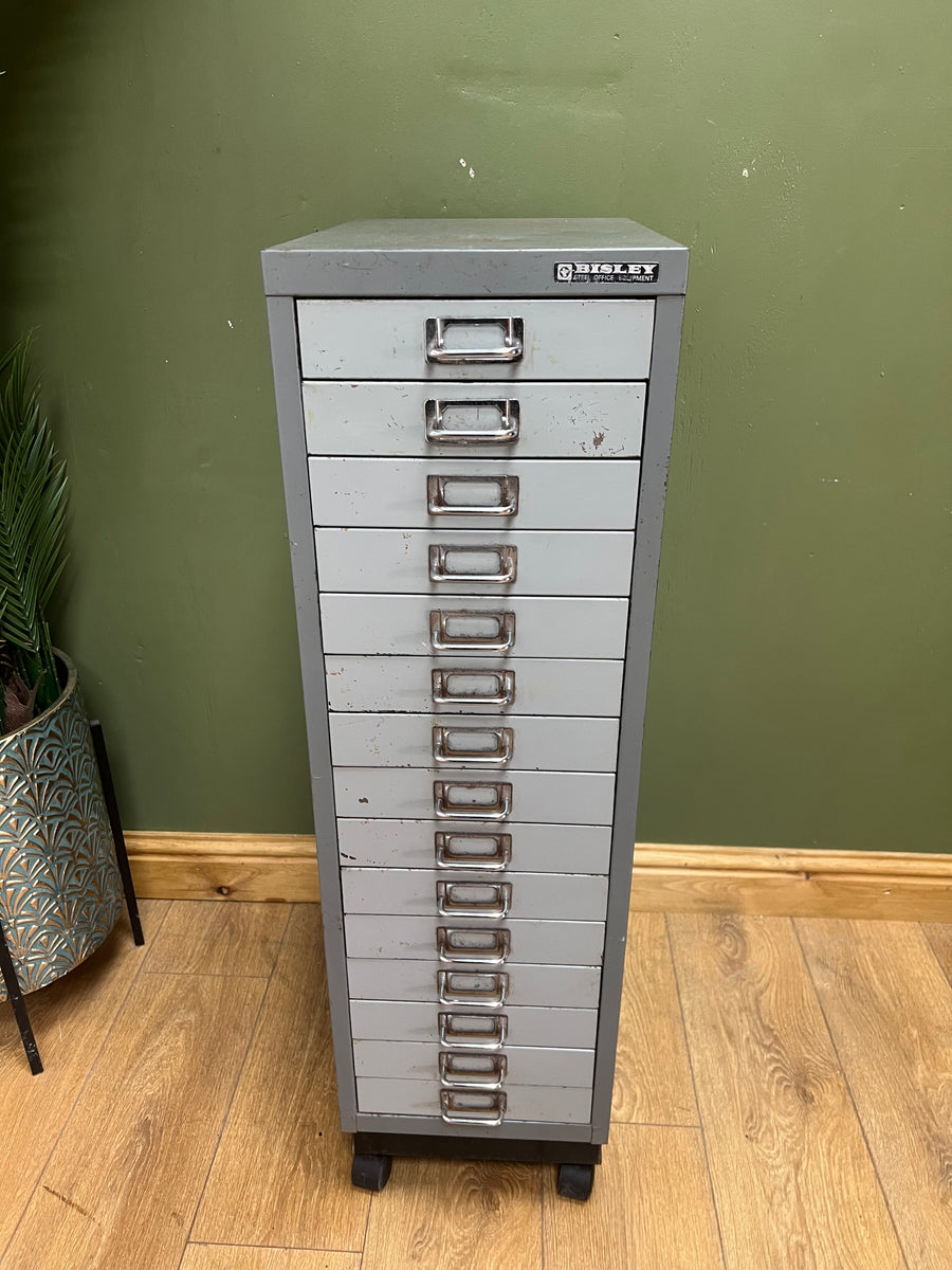 Vintage Bisley 15 Drawer Metal Cabinet (SKU124)