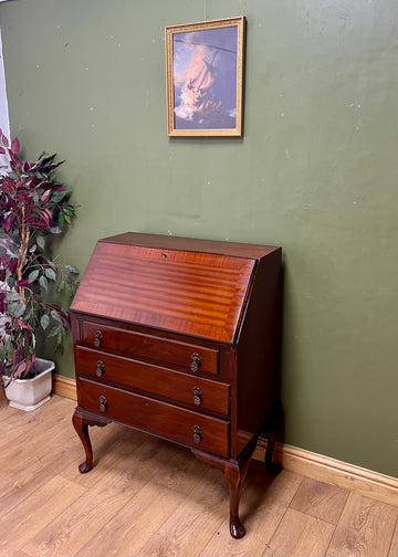 Vintage Mahogany Bureau With Key (SKU143)