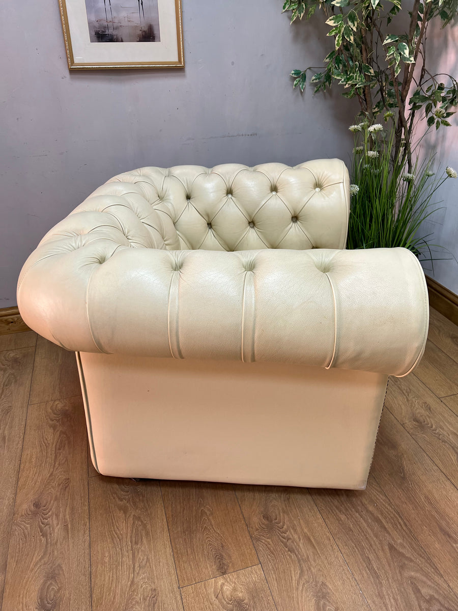 Leather Chesterfield 2 Seater Sofa Thomas Lloyd (SKU66)