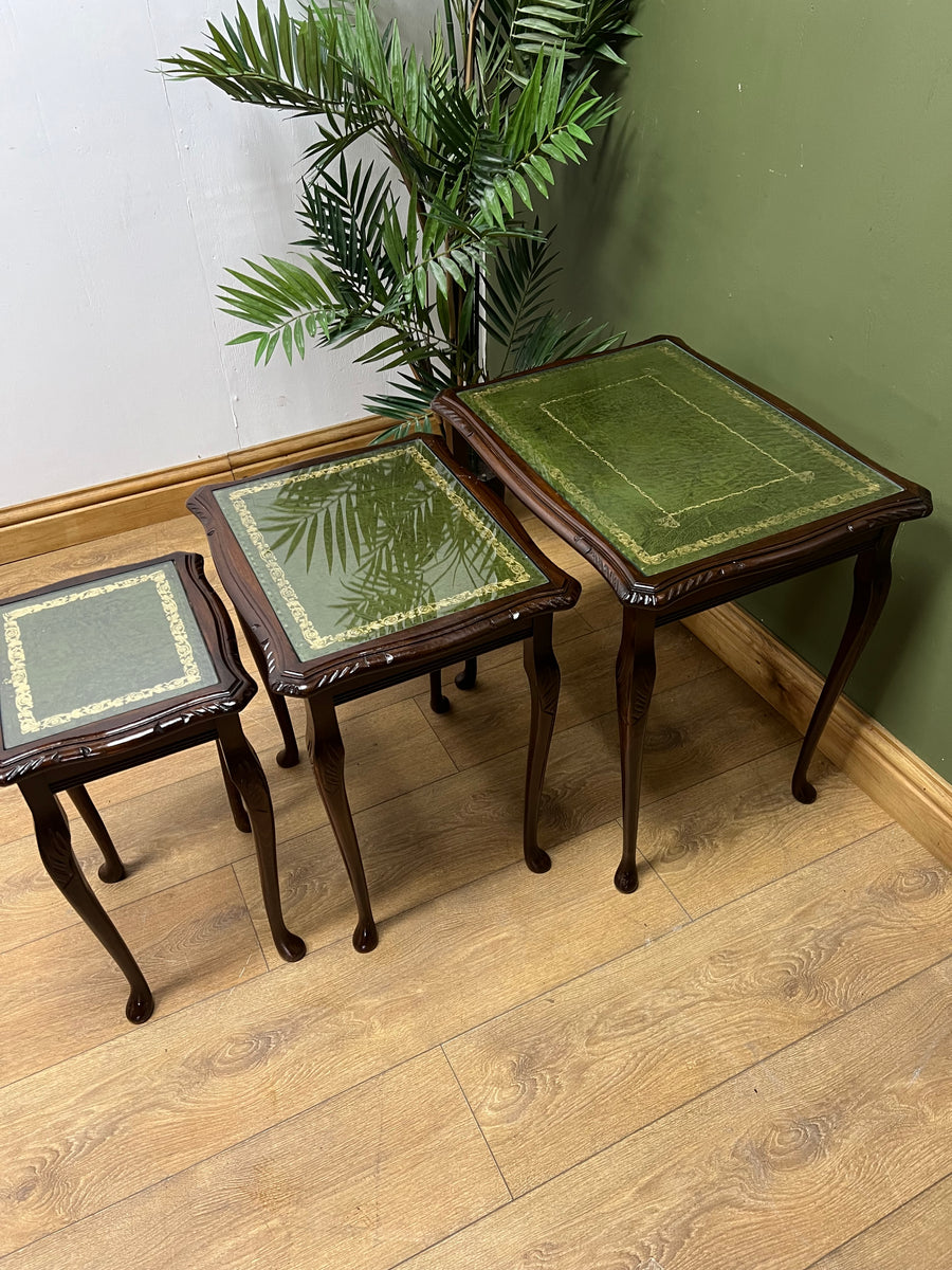 Vintage Mahogany Nest of 3 Tables (SKU98)