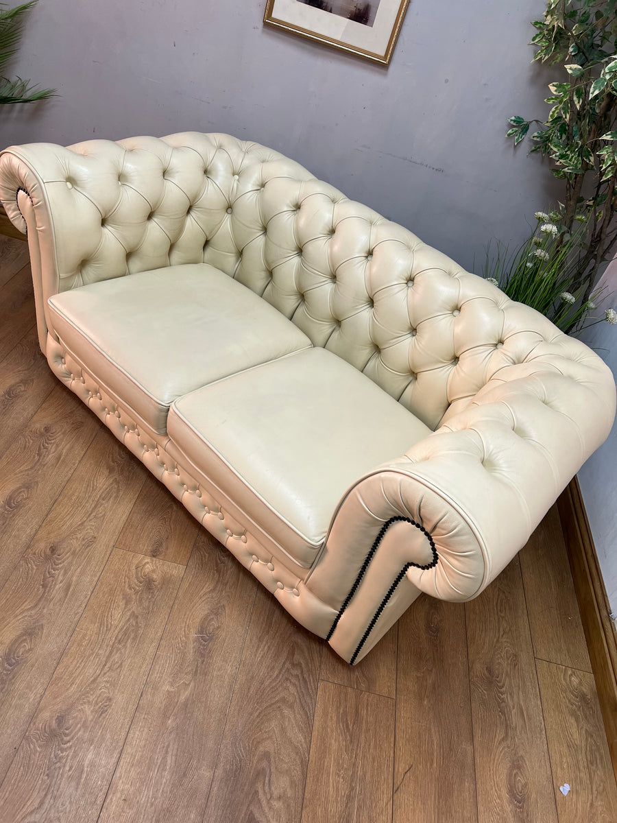 Leather Chesterfield 2 Seater Sofa Thomas Lloyd (SKU66)