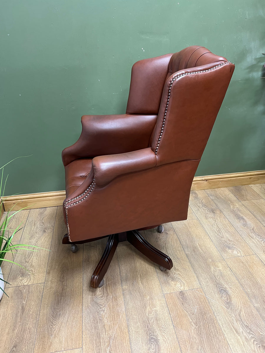 Chesterfield Executive Office Chair (SKU131)