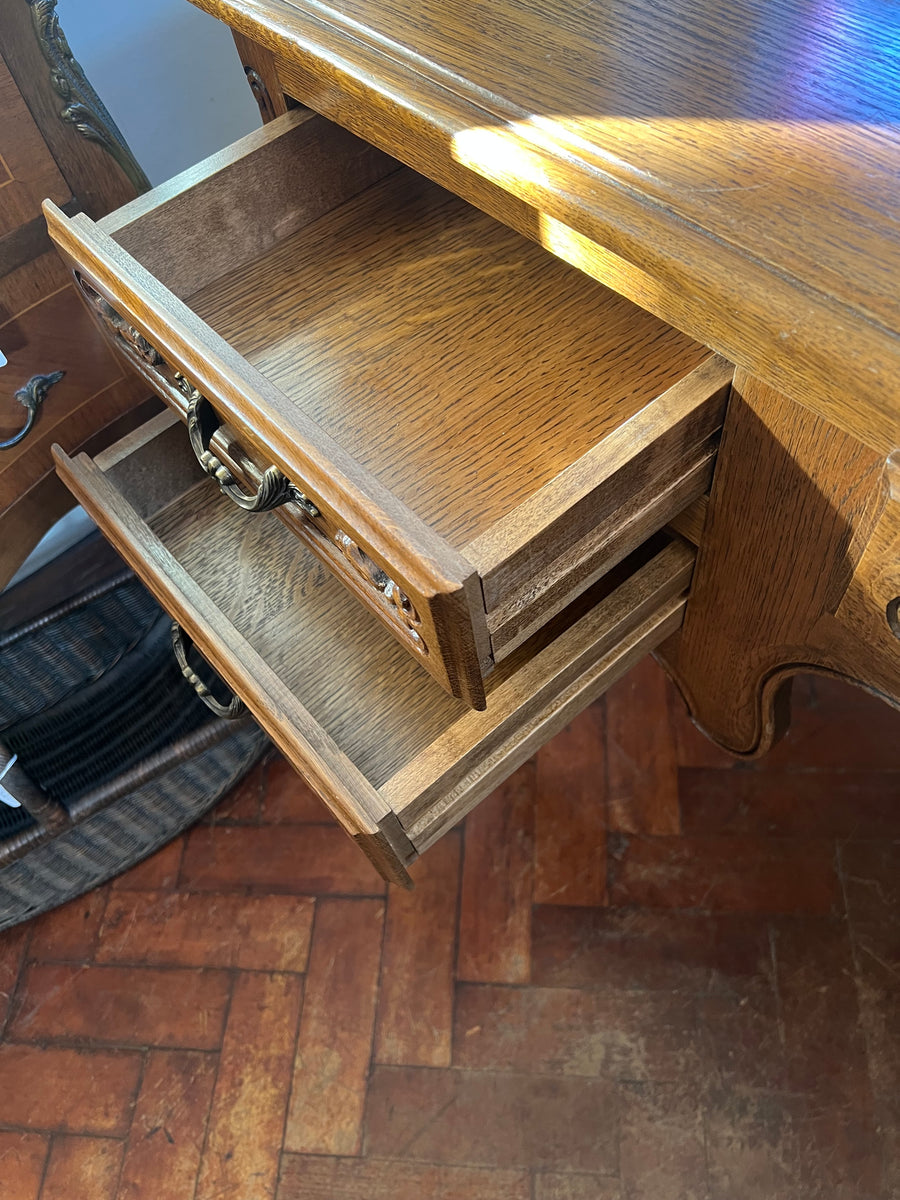 French Style Louis XV Carved Oak Triple Mirror Dressing Table (SKU156)