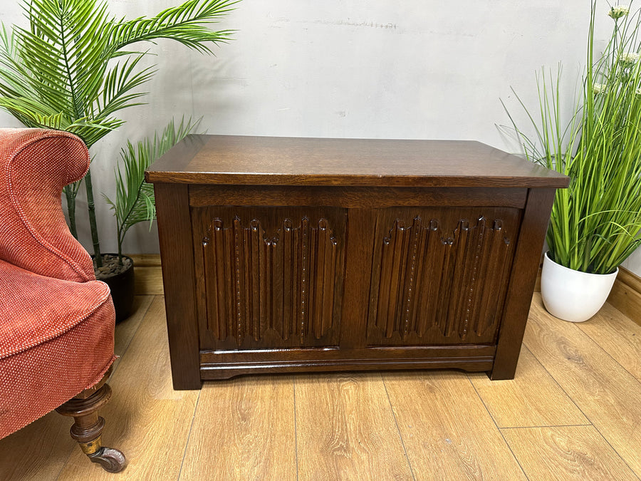 Oak Linenfold Blanket Chest (SKU165)