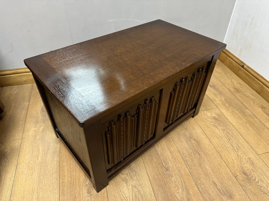 Oak Linenfold Blanket Chest (SKU165)