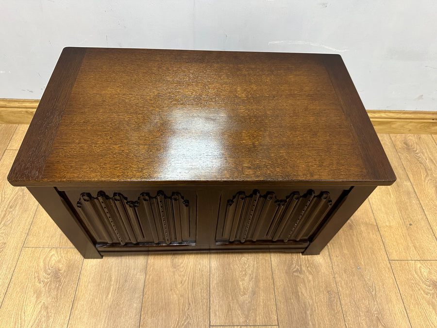 Oak Linenfold Blanket Chest (SKU165)