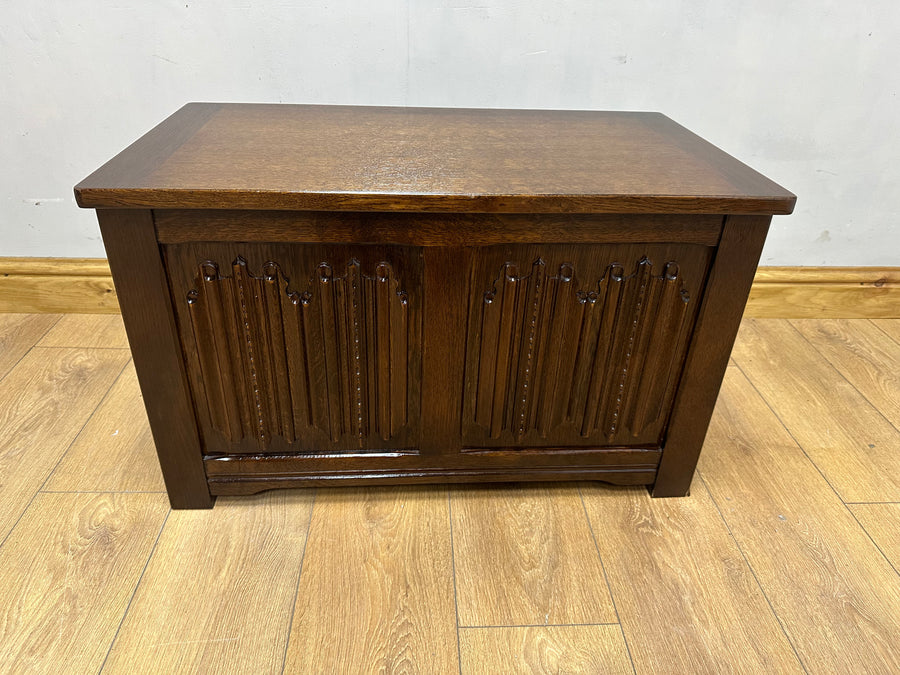 Oak Linenfold Blanket Chest (SKU165)