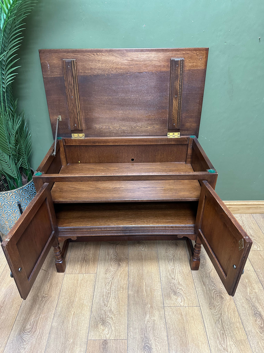 Old Charm Oak Sideboard / Media Cabinet (SKU93)