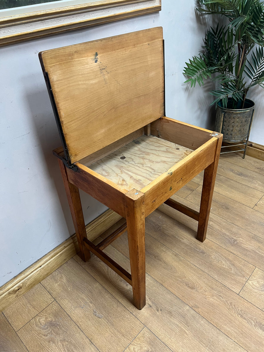 Vintage Childs Small Desk (SKU123)