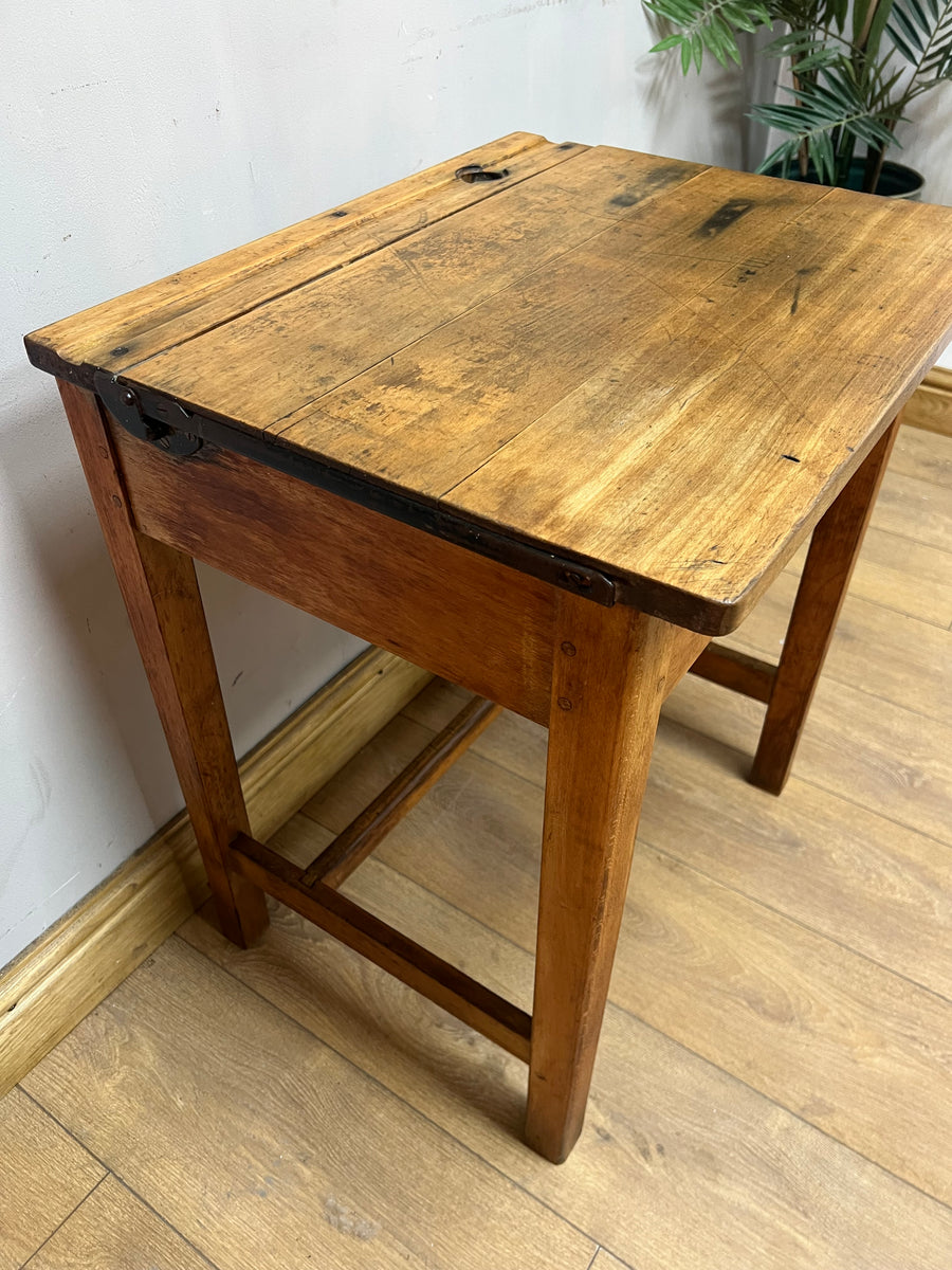 Vintage Childs Small Desk (SKU123)