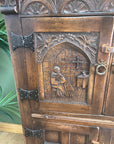 A Bevan Funnell Reprodux Oak Drinks / Cocktail Cabinet (SKU241)
