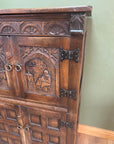 A Bevan Funnell Reprodux Oak Drinks / Cocktail Cabinet (SKU241)