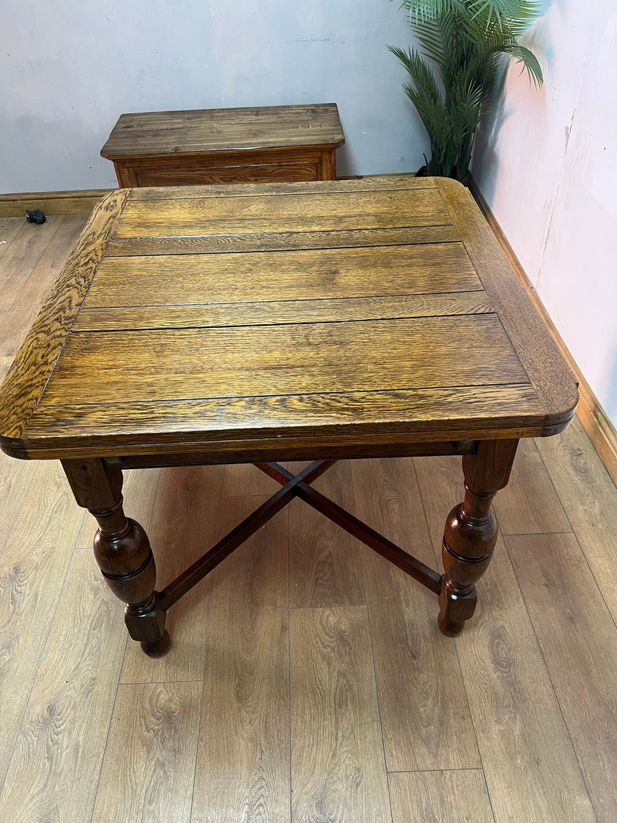 Vintage Oak Draw Leaf Extending Dining Table (SKU31)