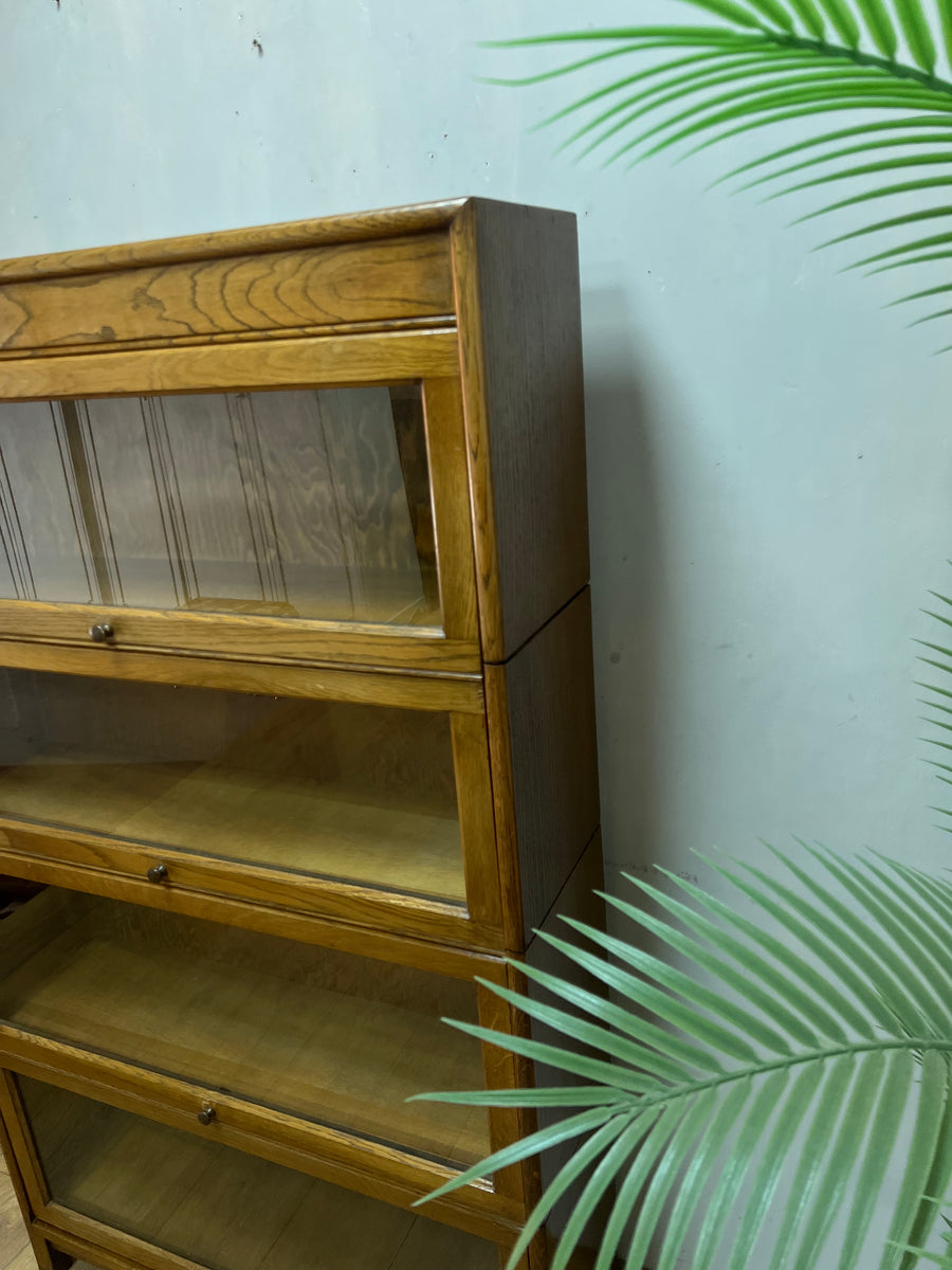 Antique Oak 4 Sectional Stacking Bookcase By Gunn (SKU131)