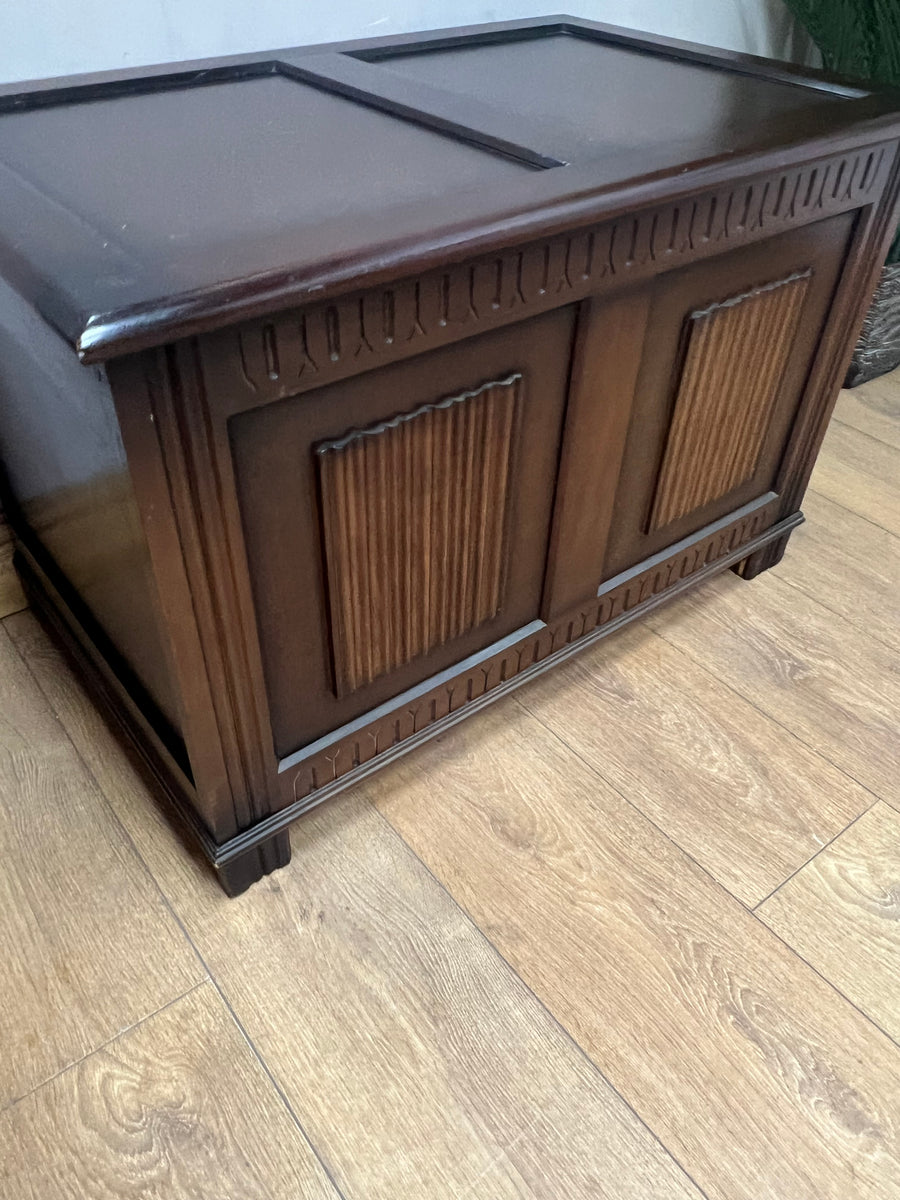 Vintage Linenfold Blanket Chest (SKU164)