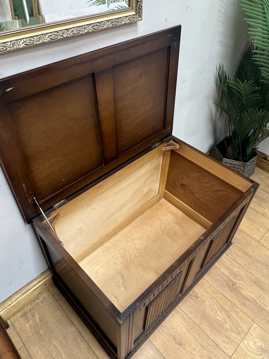 Vintage Linenfold Blanket Chest (SKU164)