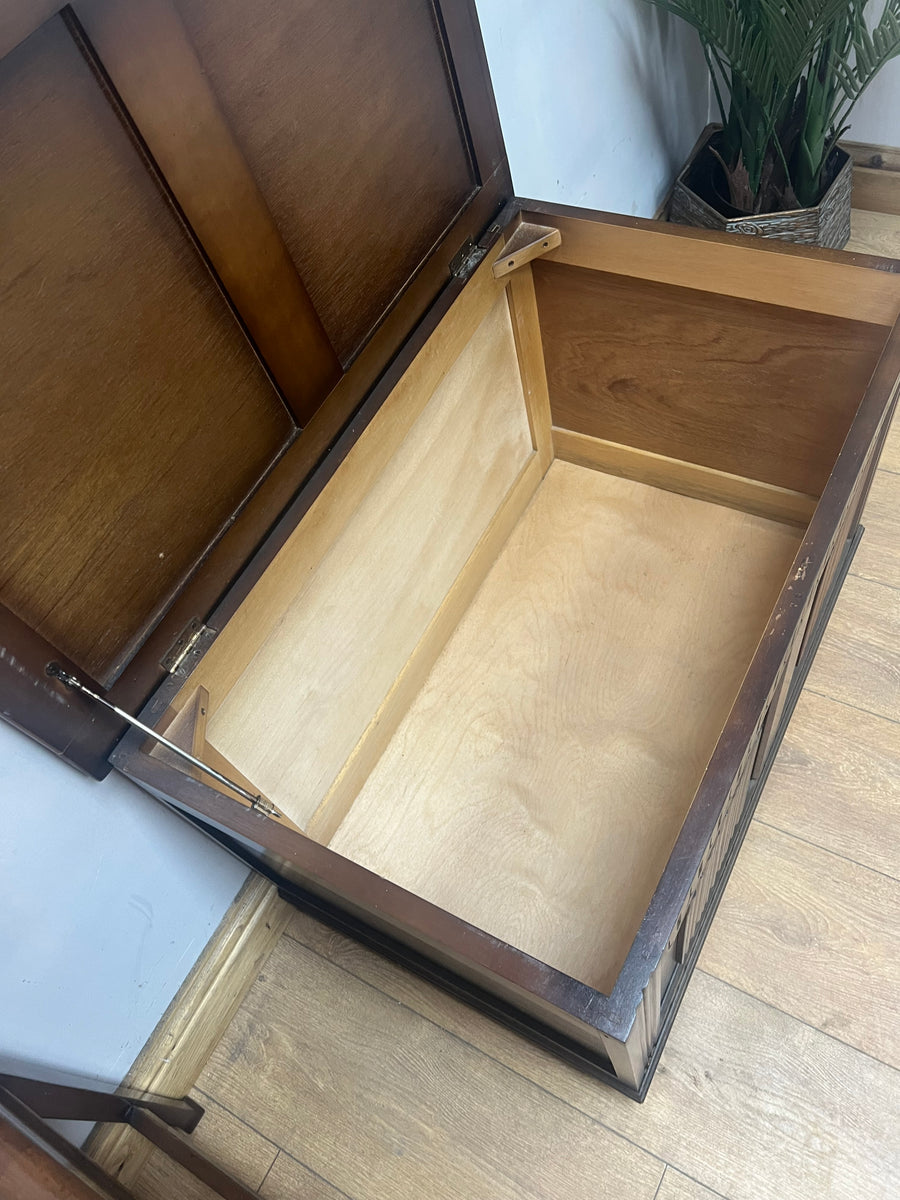 Vintage Linenfold Blanket Chest (SKU164)