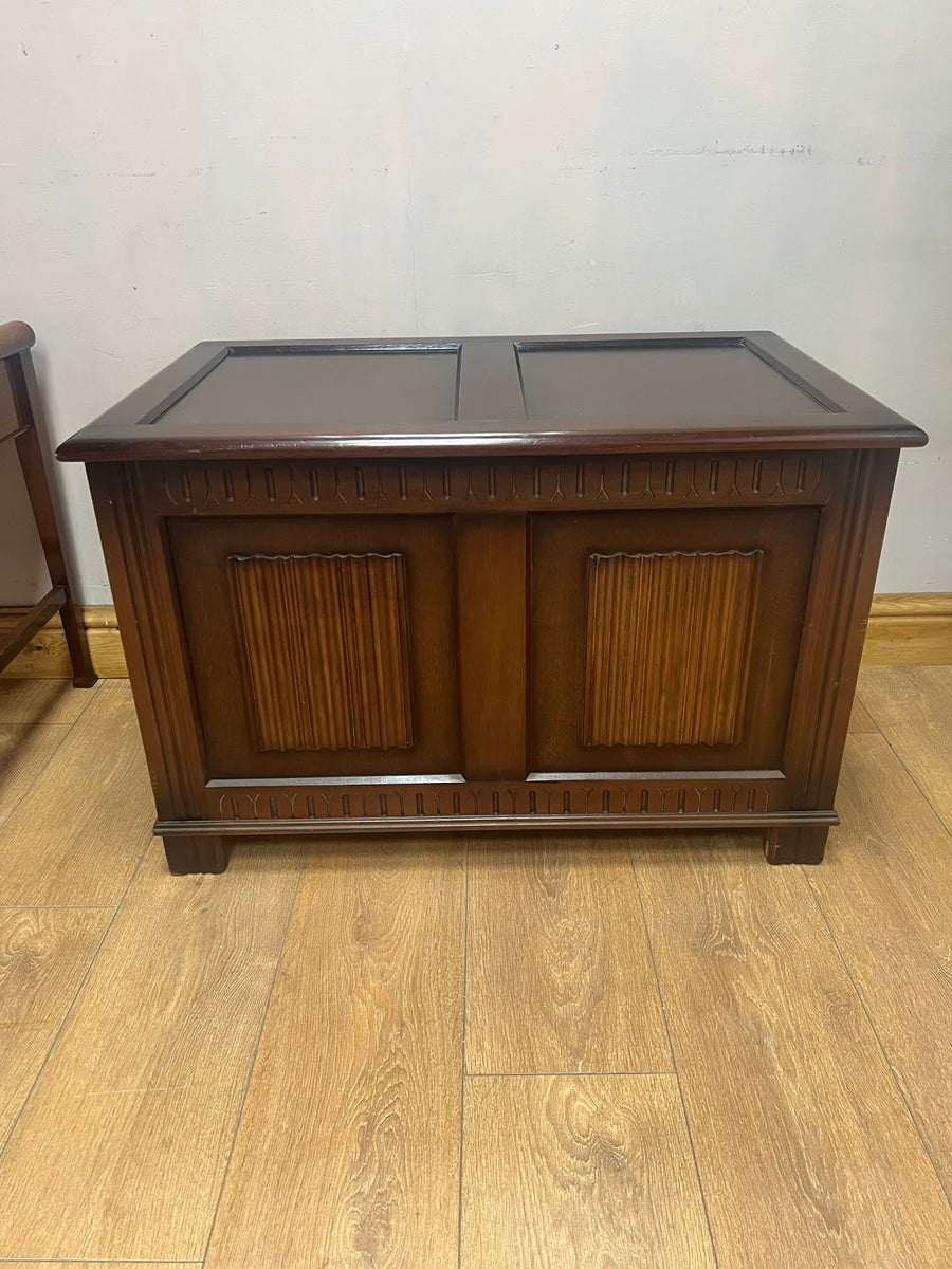 Vintage Linenfold Blanket Chest (SKU164)