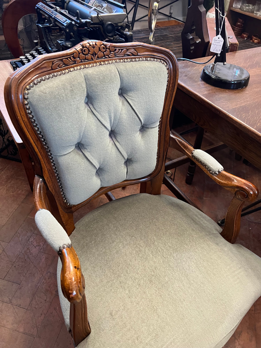 Vintage French Style Arm Chair (SKU226)