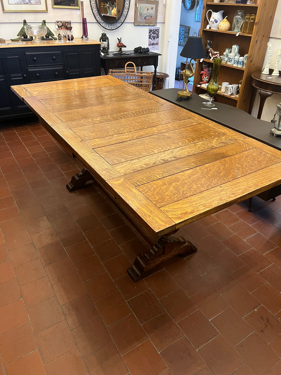 Antique Oak Solid Top Draw Leaf Dining Table and A Carved Base (SKU36)