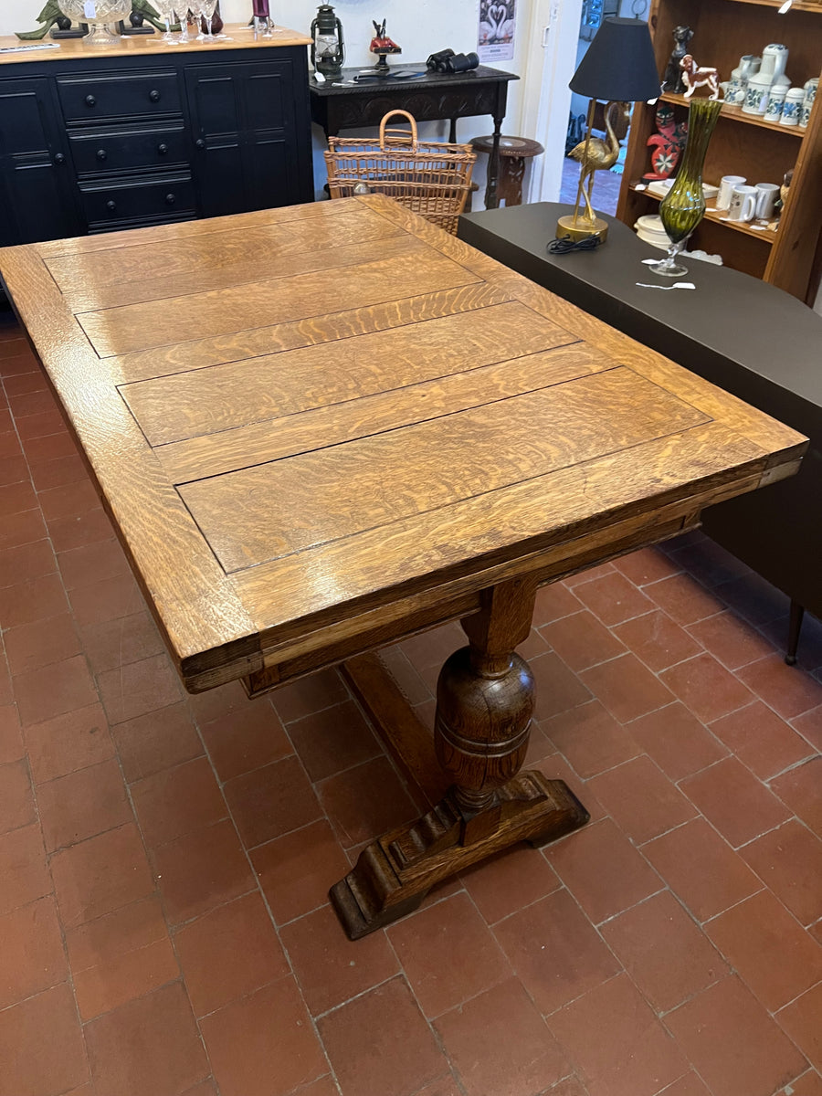 Antique Oak Solid Top Draw Leaf Dining Table and A Carved Base (SKU36)