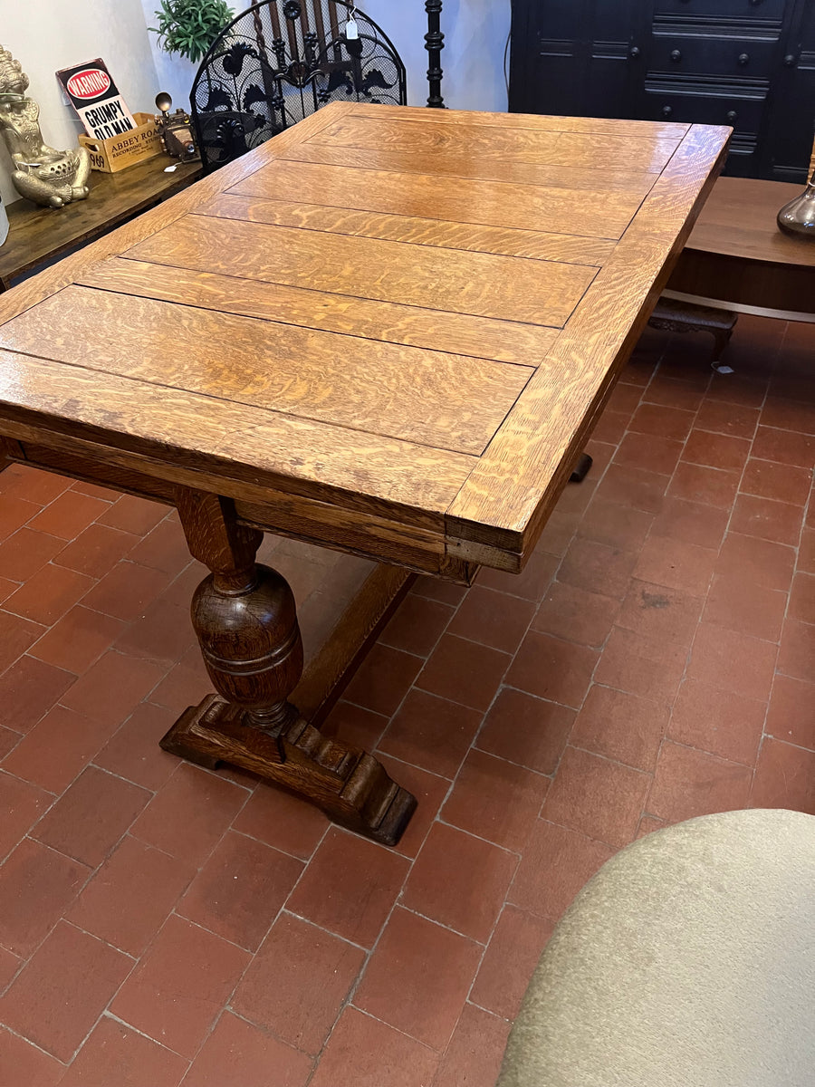Antique Oak Solid Top Draw Leaf Dining Table and A Carved Base (SKU36)